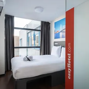 Easyhotel Centre ** Roterdão